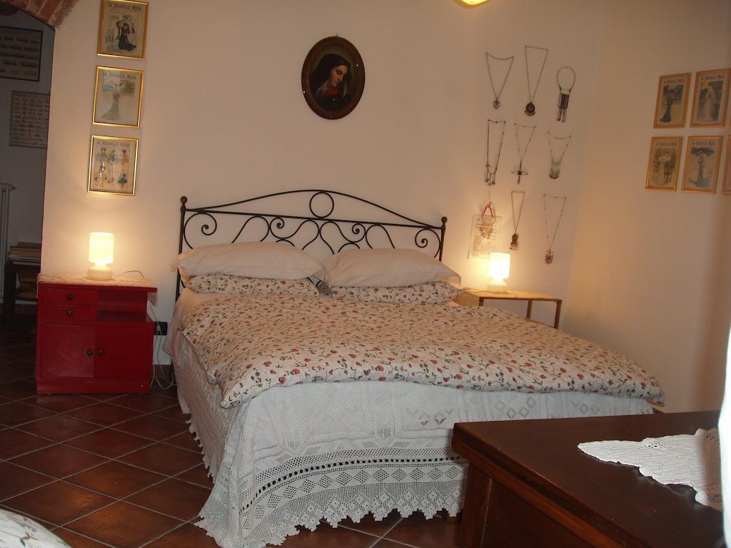 Cascina Nel Bosco Bed & Breakfast Moncucco Torinese Exterior photo
